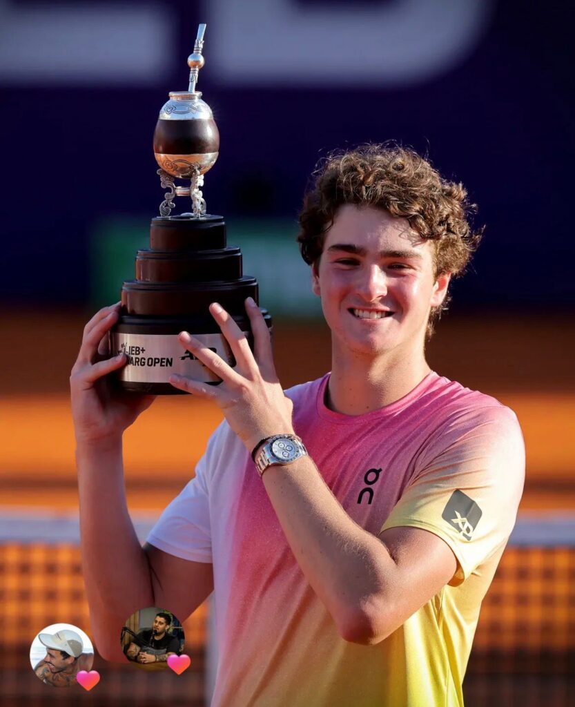 A ESPN exibe nesta quarta-feira (11) a estreia do brasileiro João Fonseca no ATP 250 de Buenos Aires, na Argentina. A partida será transmitida ao vivo na ESPN 2 e no Disney+ Premium, com narração de Thiago Alves e comentários de Dadá Vieira, ex-tenista profissional.